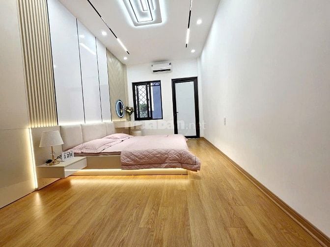 Bán nhà Phố Đại La - Hai Bà Trưng, ngõ rộng, gần phố, 30m2 x 4T, 7 tỷ