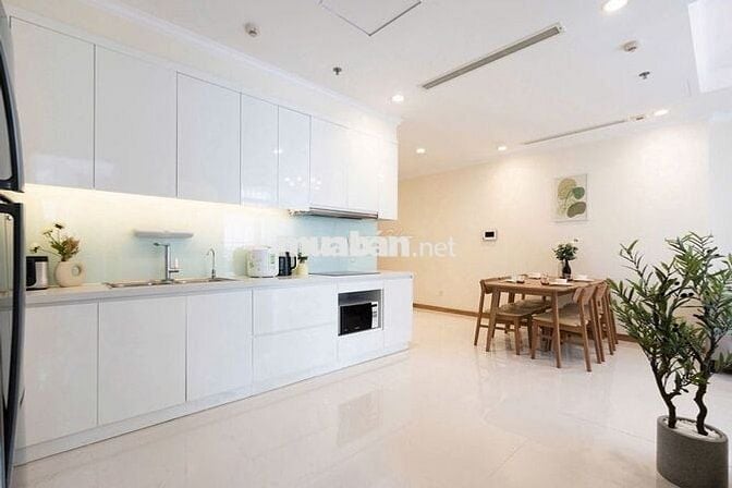 CHỦ GIẢM GIÁ TỐT GIẢM GIÁ TỐT CHO KHÁCH VÀO Ở LIỀN CĂN 2PN VINHOMES