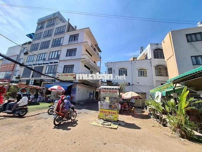 🏡Bán nhà MT Nguyễn Bá Tòng - 61m2 - 4 Tầng , có kết cấu - MT đường 8m