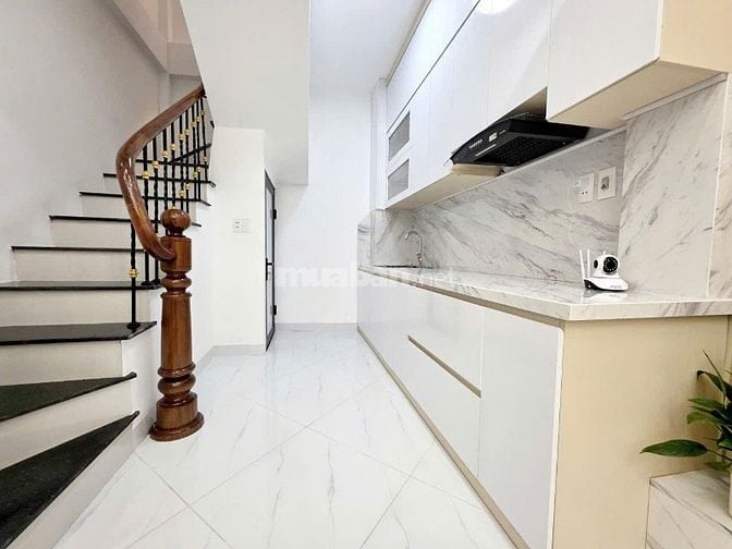 Bán nhà Phố Đại La - Hai Bà Trưng, ngõ rộng, gần phố, 30m2 x 4T, 7 tỷ