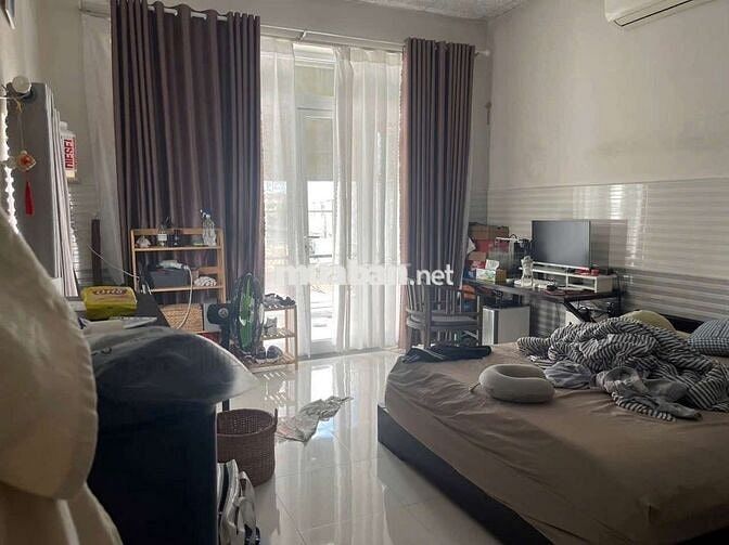 🔥 NHÀ 2 TẦNG MÊ LỆCH  SÁT ĐH BÁCH KHOA CHỈ 3,33 TỶ . VỊ TRÍ SIÊU HOT