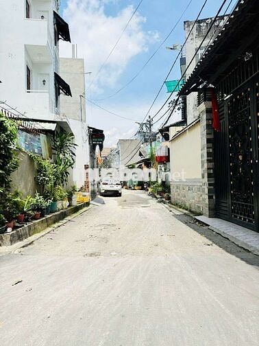 NHÀ 4 TẦNG BTCT VÀO Ở NGAY, 68M2, 3PN, 3WC, HXH, GẦN CVPM QUANG TRUNG