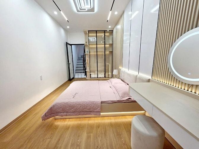 Bán nhà Phố Đại La - Hai Bà Trưng, ngõ rộng, gần phố, 30m2 x 4T, 7 tỷ
