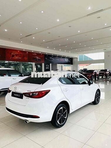 MAZDA 2 LUXURY VIN 24 GIẢM 32 TRIỆU + QUÀ TẶNG