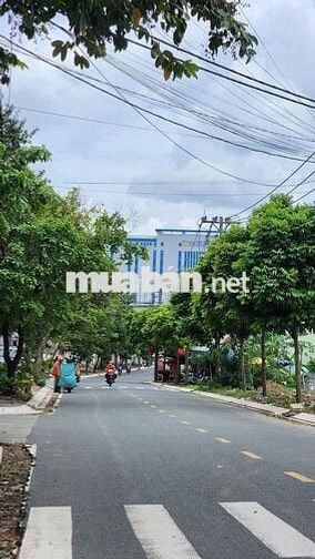 CHO THUÊ MẶT BẰNG 260M2 LINH TRUNG. THỦ ĐỨC