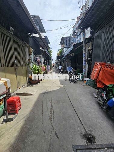 Bán nhà đường Võ Văn Vân vlb ấp 4 gần chợ