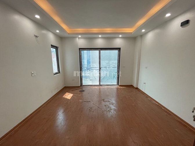 NHÀ MỚI TING, BẮC TỪ LIÊM: DT 35M2, ÔTÔ ĐỖ CỬA, 6 TẦNG THANG MÁY