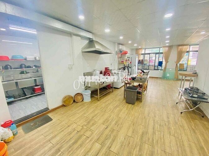 SANG QUÁN MẶT TIỀN VỊ TRÍ SẦM UẤT ĐƯỜNG SỐ 37 P.TÂN QUY Q7