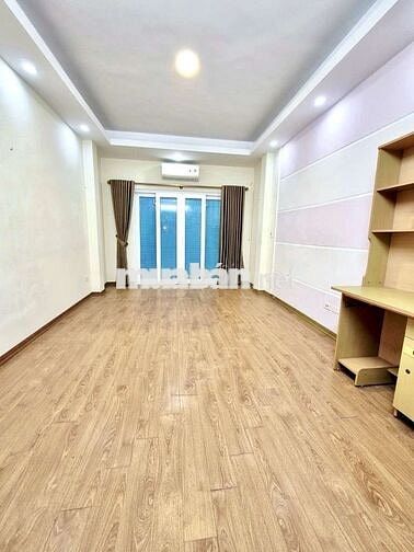 TRUNG TÂM CẦU GIẤY - NHÀ ĐẸP Ở NGAY 5 TẦNG ĐẦY ĐỦ CÔNG NĂNG NHỈNH 7 TỶ