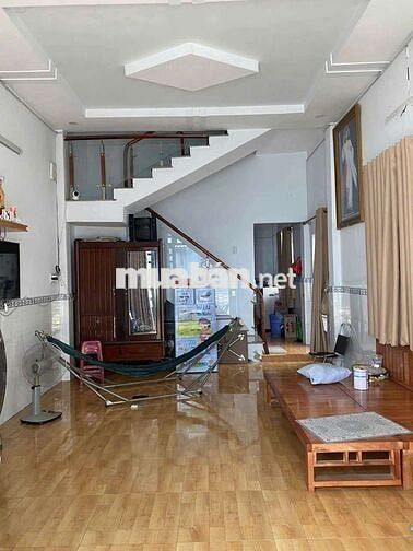 Bán nhà đường Võ Văn Vân vlb ấp 4 gần chợ
