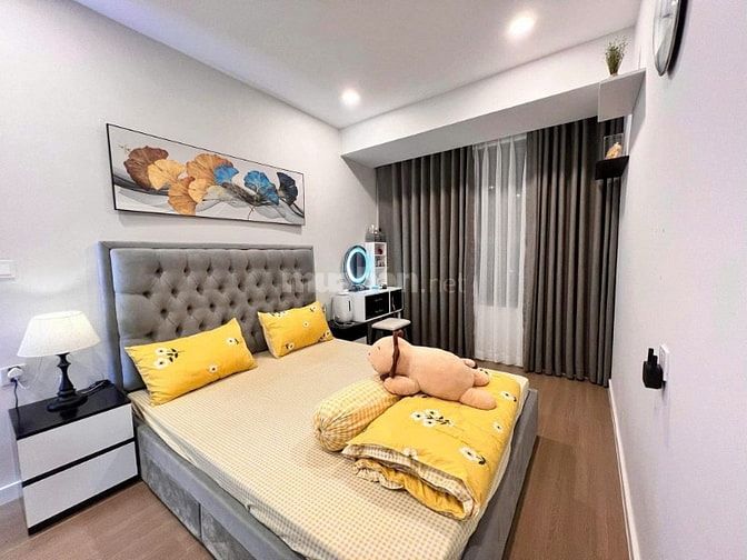  Satra, Phan Đăng Lưu, P7, PN: 145m2, 3PN, 2WC, Nội thất, 22tr/th, Mới