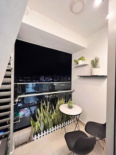  Satra, Phan Đăng Lưu, P7, PN: 145m2, 3PN, 2WC, Nội thất, 22tr/th, Mới