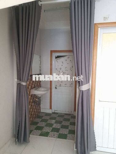 Nhà gác lửng khu 8 Phú Hoà, DT:5x20 đường thông 4m
