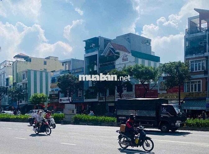 Toà căn hộ 4 tầng mặt tiền Điện Biên Phủ. Dòng tiền 45tr/tháng. ĐN.