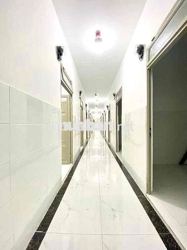Phòng cho thuê giá rẻ 2tr9 – có thang máy, bảo vệ, ngay Cầu Tham Lương