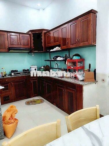 Bán nhà sân ôtô tải đường xe tải thuộc TP HCM