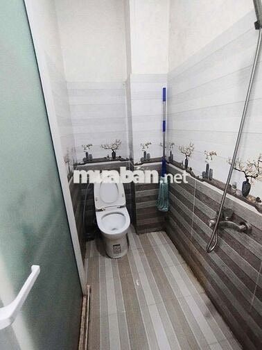 Cho thuê phòng trọ full nội thất gần cầu vượt Ngã Tư Ga . Q12