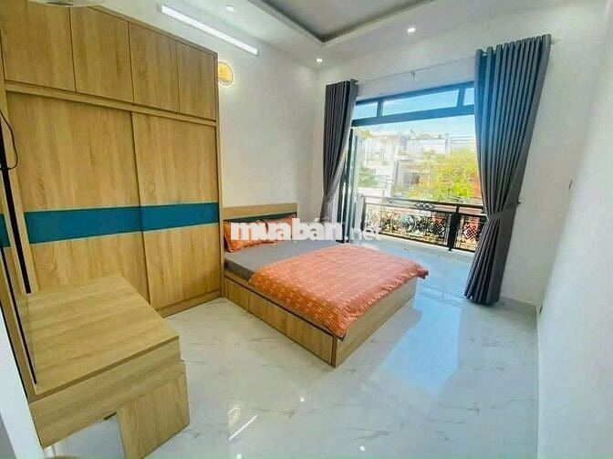 Nhà mặt tiền Nguyễn An Ninh, Vũng Tàu, kinh doanh tốt, 3 tầng.