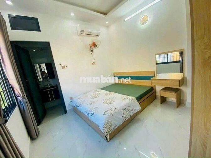 Nhà mặt tiền Nguyễn An Ninh, Vũng Tàu, kinh doanh tốt, 3 tầng.