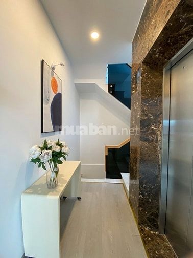 Bán nhà 30 tỷ góc 2MT gần đường Trương Văn Bang - Nguyễn Địa Lô