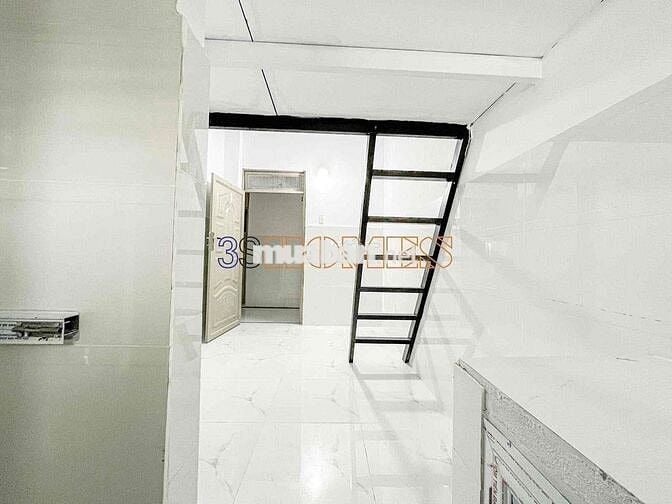Phòng cho thuê giá rẻ 2tr9 – có thang máy, bảo vệ, ngay Cầu Tham Lương