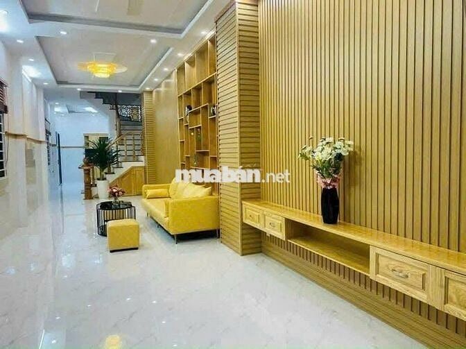 Nhà mặt tiền Nguyễn An Ninh, Vũng Tàu, kinh doanh tốt, 3 tầng.