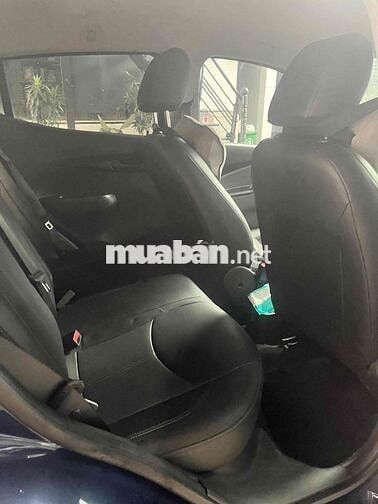 VinFast Fadil base 2022 - 46000 km