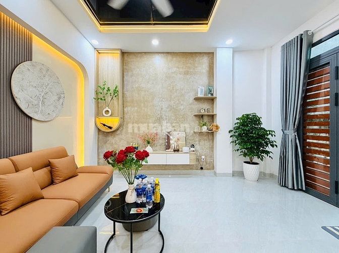 Nhà 3 Lầu DT:10x5,5m tuyệt đẹp Cao cấp hẻm xe hơi 5m Bùi Quang Là, P12