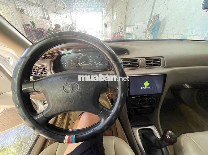 Toyota Camry 1999 - 99999 km