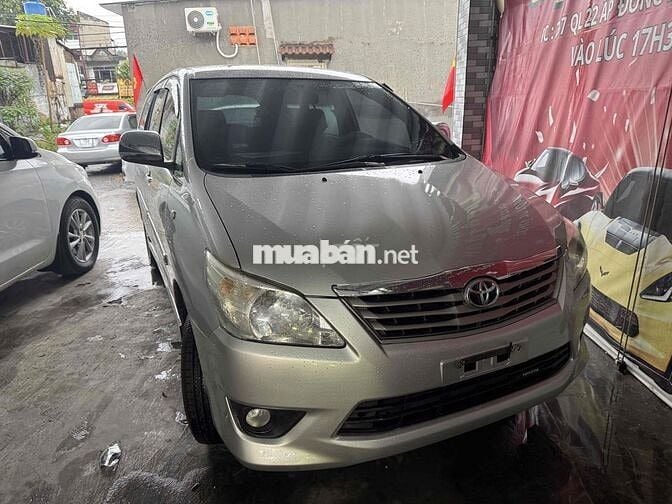 Toyota Innova 2013 2.0V - 120000 km xe gia đình