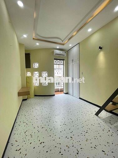 căn hộ duplex ban công mới full nội thất