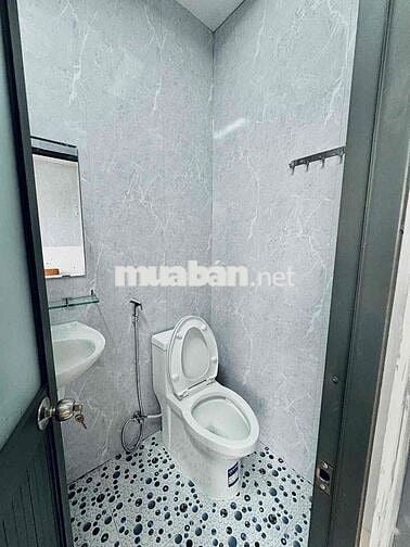 CHDV 1 PHÒNG NGỦ BAN CÔNG TÁCH BẾP