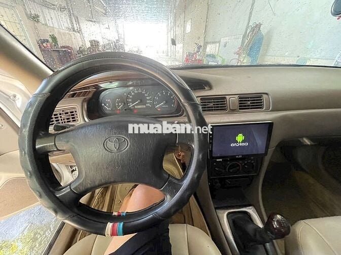 Toyota Camry 1999 - 99999 km