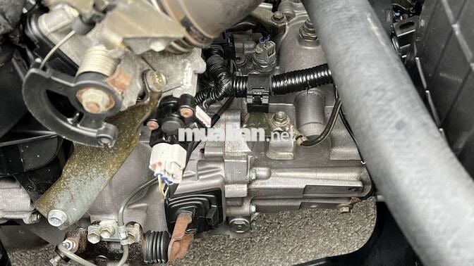 2 60 2005 1.8G MT - 12900 km