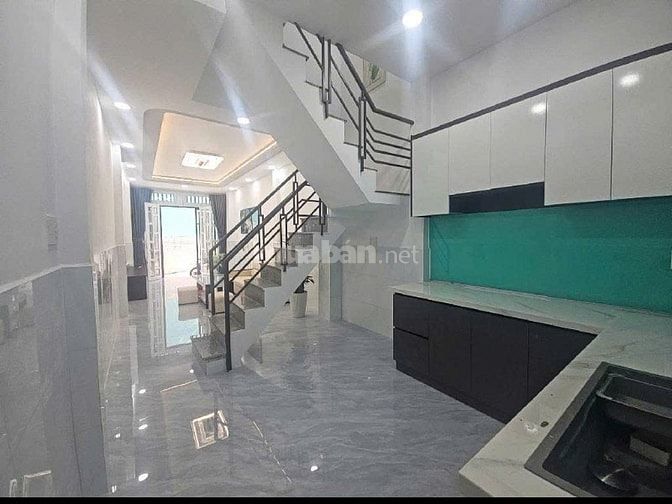 Chủ gửi bán gấp nhà 3PN, 2WC Nguyễn Đình Chiểu, Q3,53,7m², sổ riêng.