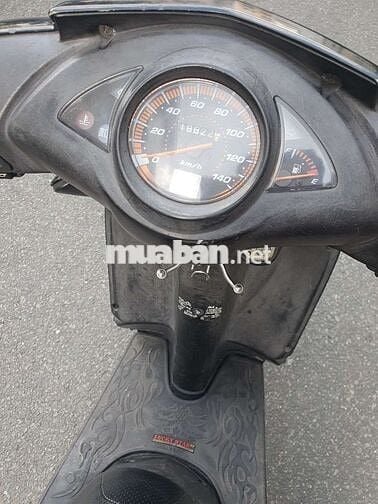 Click đời 2011 chính chủ máy êm zin đủ chức năng