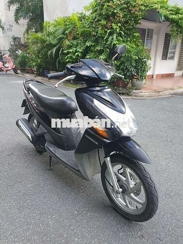 Click đời 2011 chính chủ máy êm zin đủ chức năng
