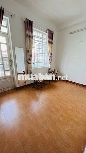 4x14m Sân để xe✅️Nhà thuê 4PN 3WC Nguyễn Duy Cung P12 ✅️giá 12 triệu