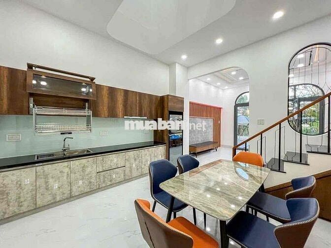 CHO THUÊ NHÀ MỚI ĐẸP FULL NỘI THẤT VĂN HOÁ TÂY ĐÔ