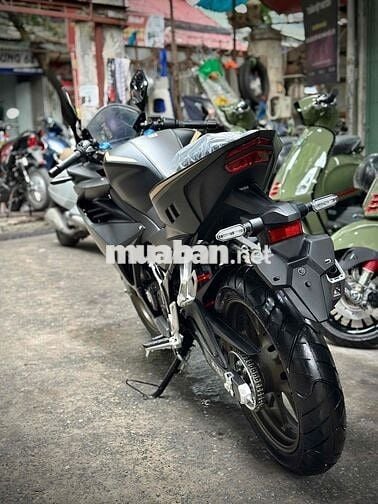 Honda CBR 150R 2023 mới