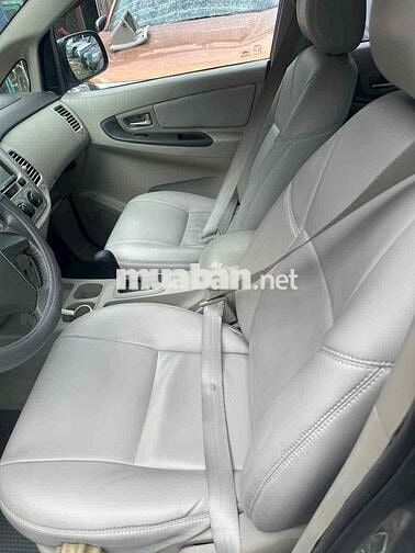 Toyota Innova 2011 V - 90000 km