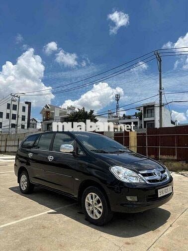 Toyota Innova 2006 G - 111111 km