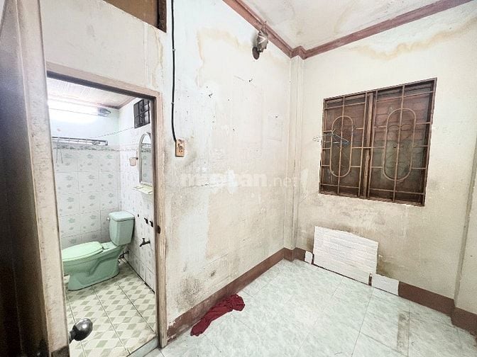 Cho thuê nhà nguyên căn Hồ Hảo Hớn Q1