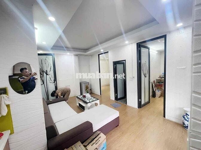Bán CCMN Mặt Phố Có Phôi Sổ Hồng Lâu Dài - Thoáng Đẹp