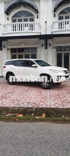 GIA ĐÌNH CẦN BÁN XE TOYOTA FORTUNER ĐỜI 2020