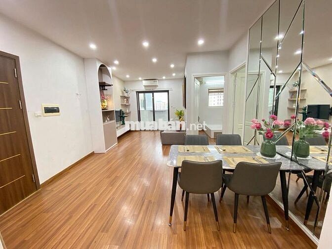 Bán CH Hei Tower số 1 Ngụy Như Kon Tum,80m2, 2N,2WC, giá 7.75 tỷ