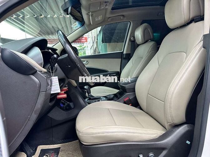 Hyundai Santafe 2016 2.4L 4WD,máy xăng, màu trắng