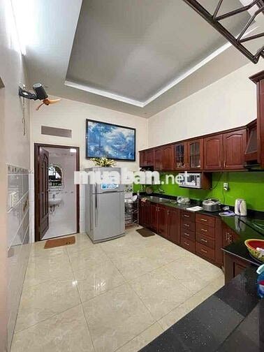 BIỆT THỰ ngay Metro ngang LỚN 8.8M 175M2 MẶT TIỀN khu Vip Bình Thọ