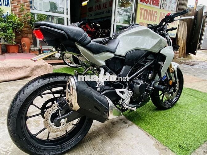 Honda cb300 2021