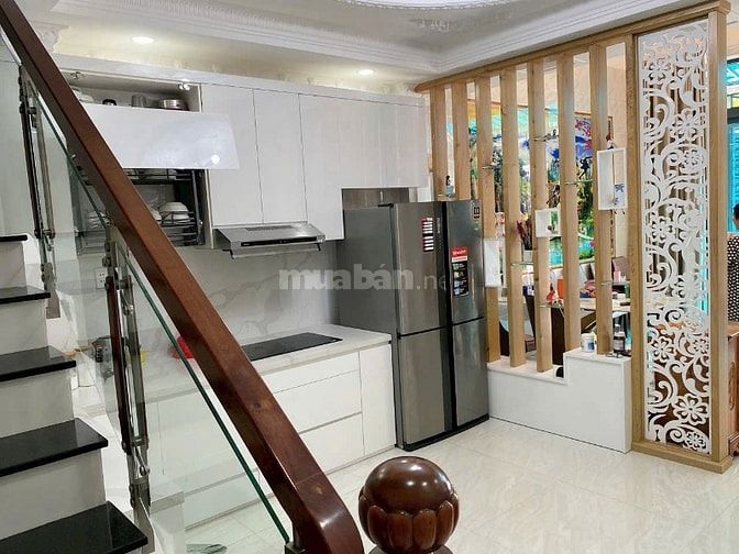 862/// NHÀ ĐỘC QUYỀN BÁN  ——————//———— Hoa Hồng 100tr  ACE nhận đủ  Sắ